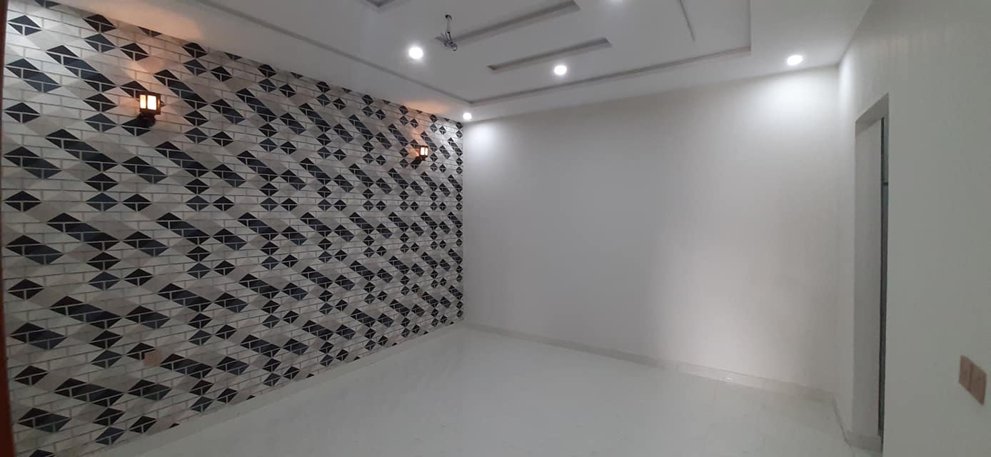 Brand New 5 Marla House For Sale in Eden Valley Canal Road Faisalabad