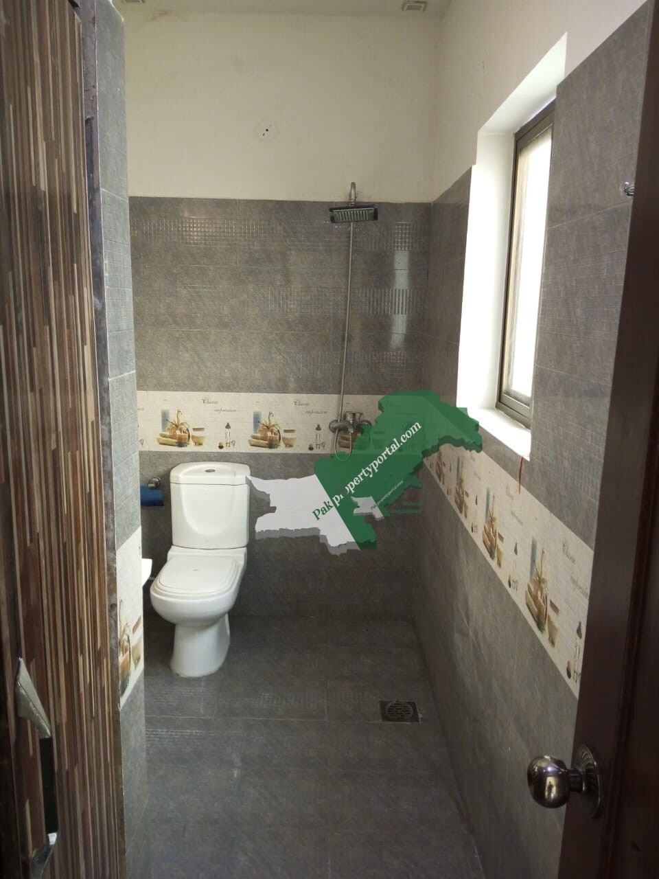 5 Marla house for sale In the center of sector D Bahria town Lahore