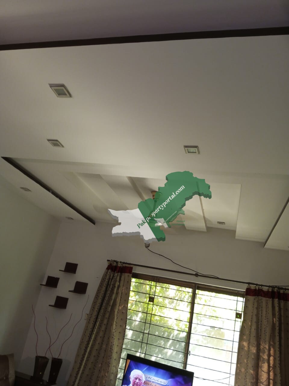 5 Marla house for sale In the center of sector D Bahria town Lahore