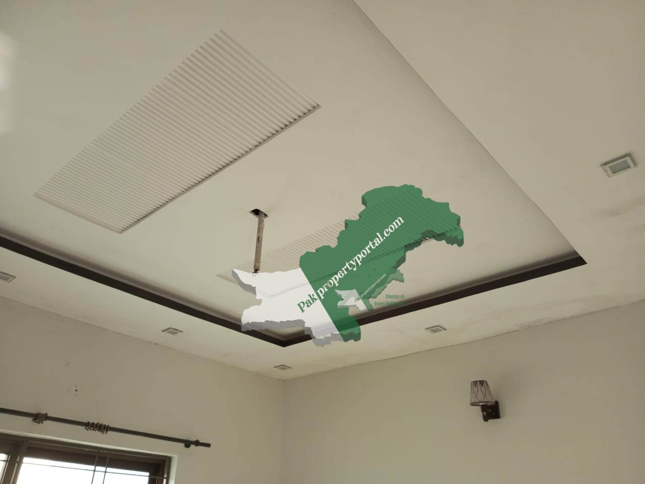 5 Marla house for sale In the center of sector D Bahria town Lahore