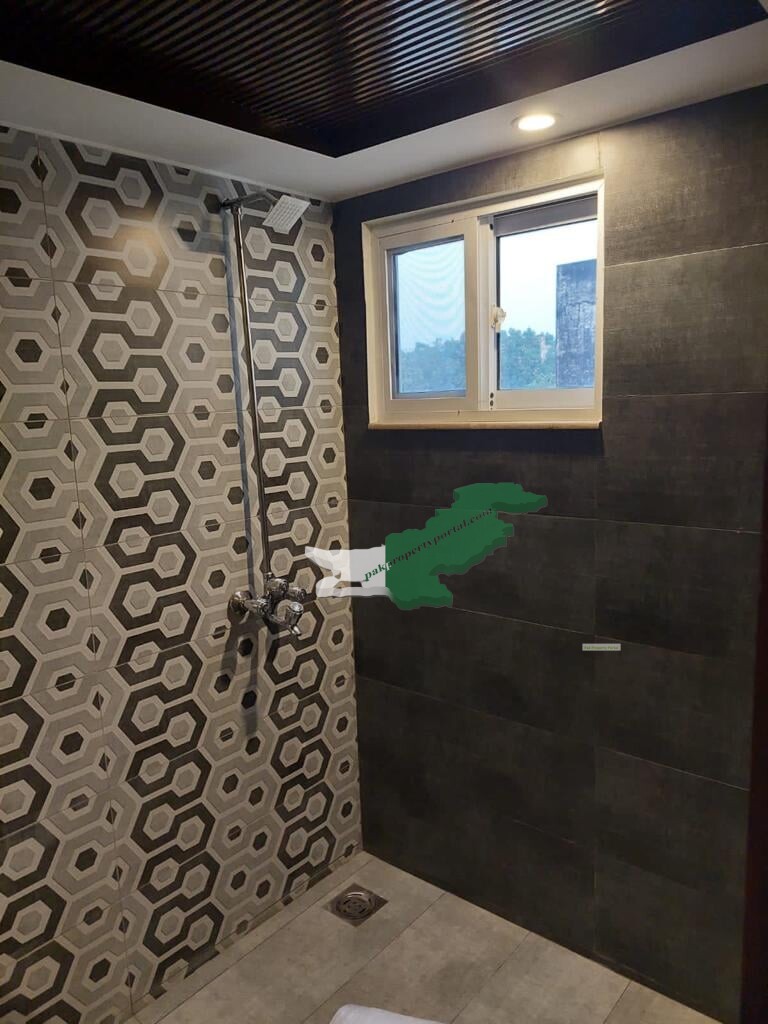 8 Marla Beautiful House In Bahria Orchard  Available For Sale