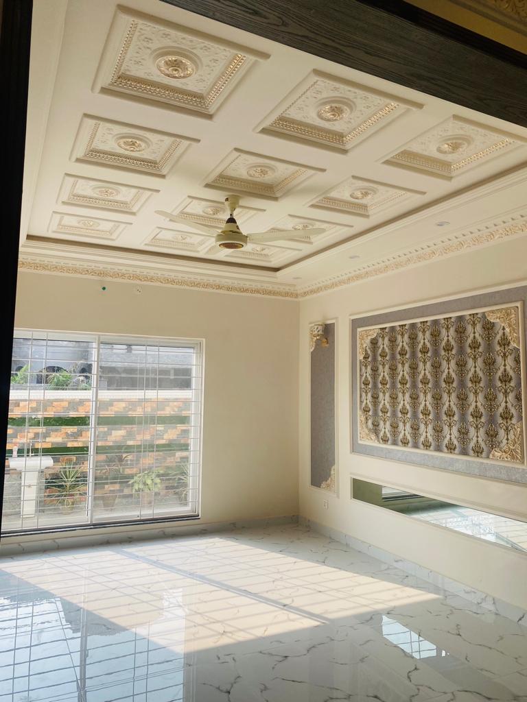 10 Marla Spanish House For Sale in Formanites Housing Scheme Lahore