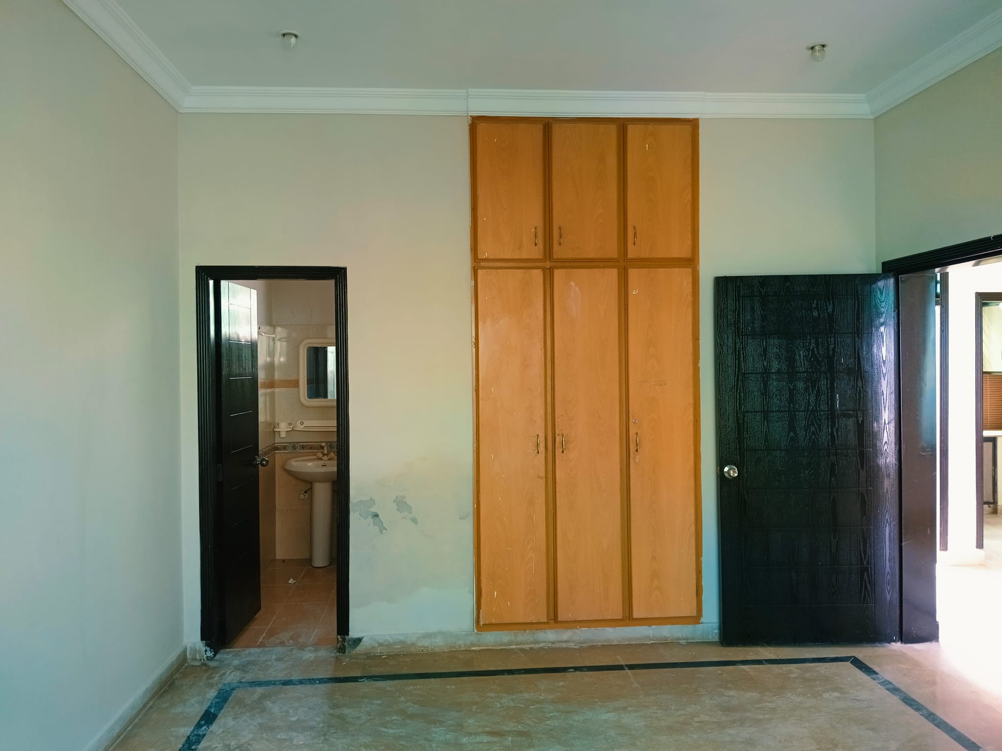 8 Marla house for rent in Shalimar colony Multan