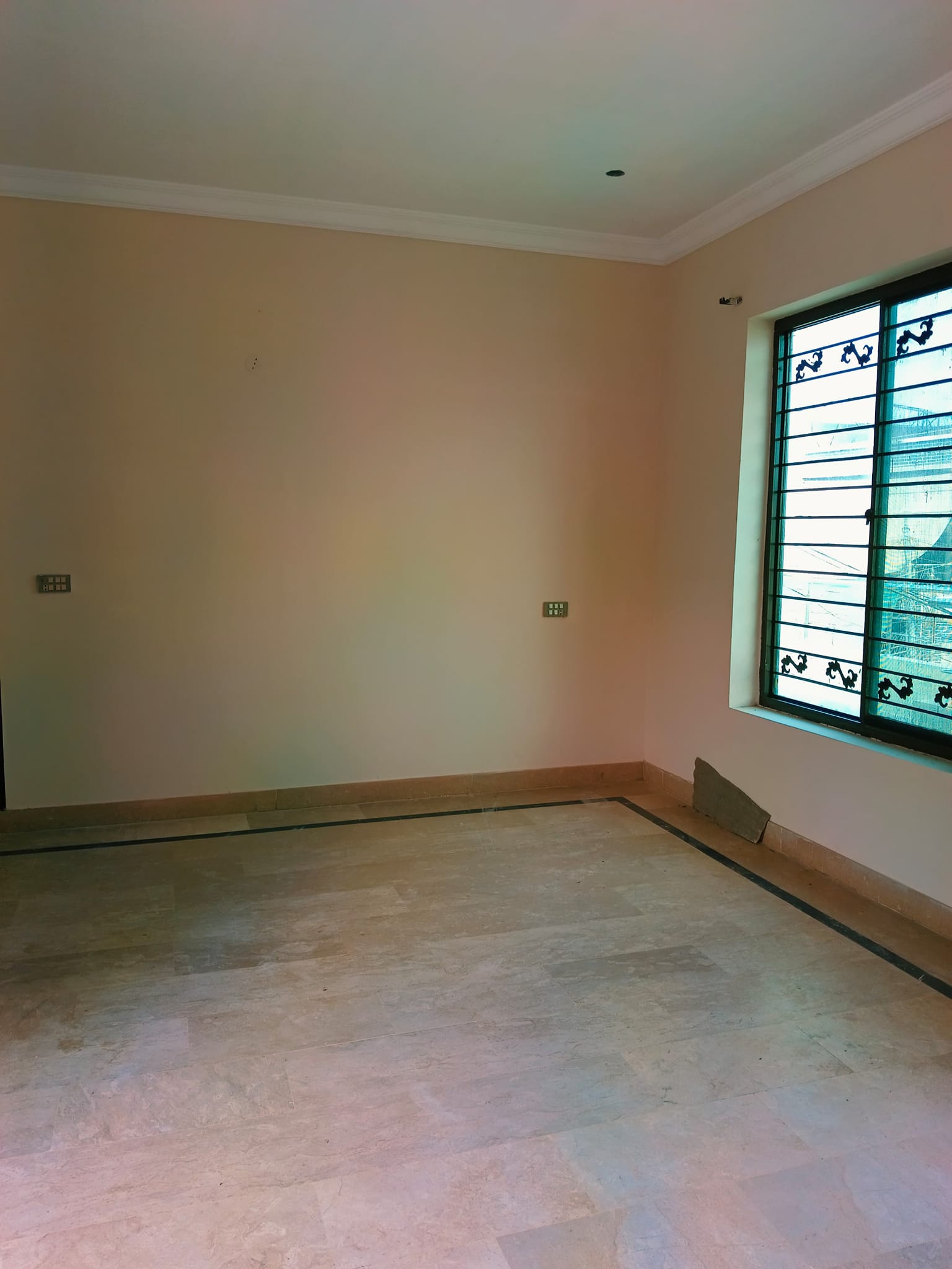 8 Marla house for rent in Shalimar colony Multan