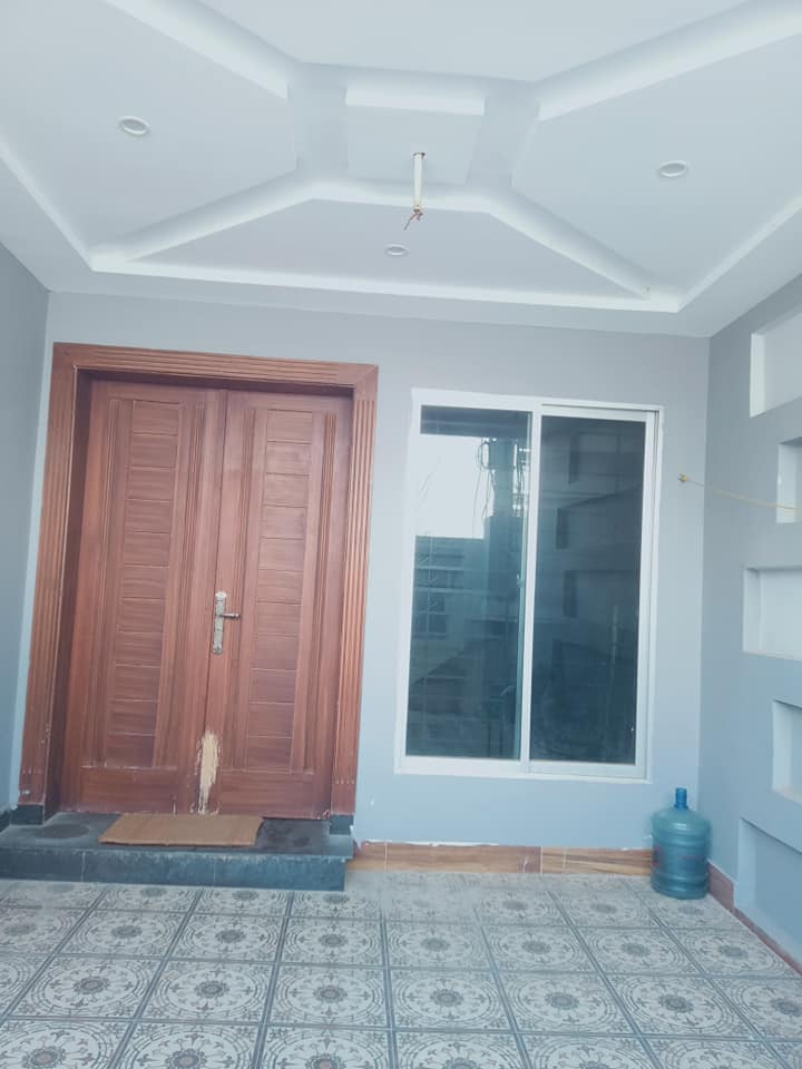 5 Marla Ground portion For Rent in MPS Road Gated Street Multan