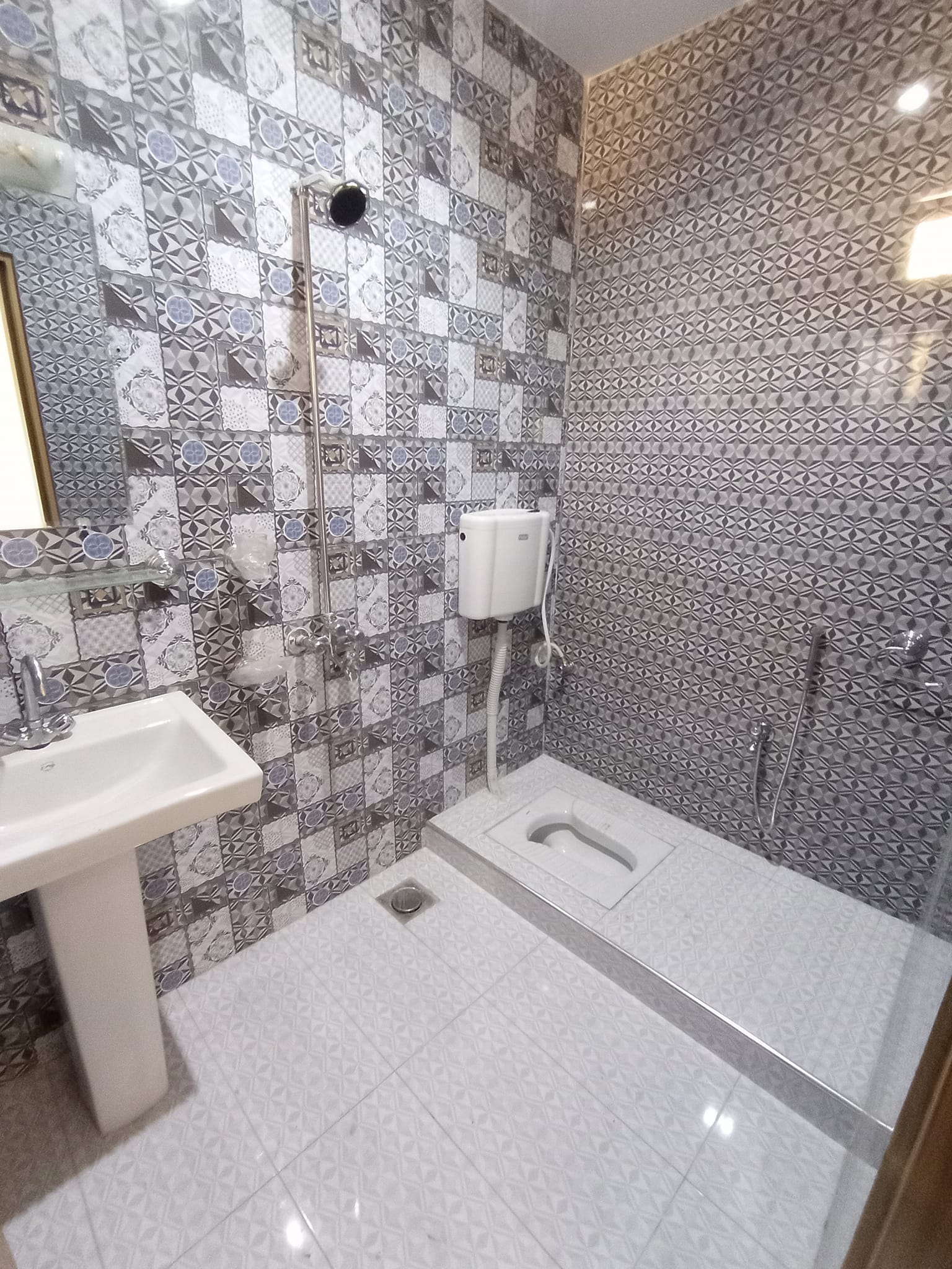 6 Marla 1.5 story house for sale in airport housing society sector 4 near Gulzar-e -Quaid Rawalpindi