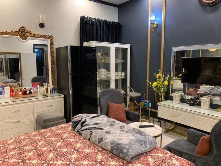 400 Sqyds Luxury House For Sale in Block 07 Gulistan-e-Jauhar Karachi
