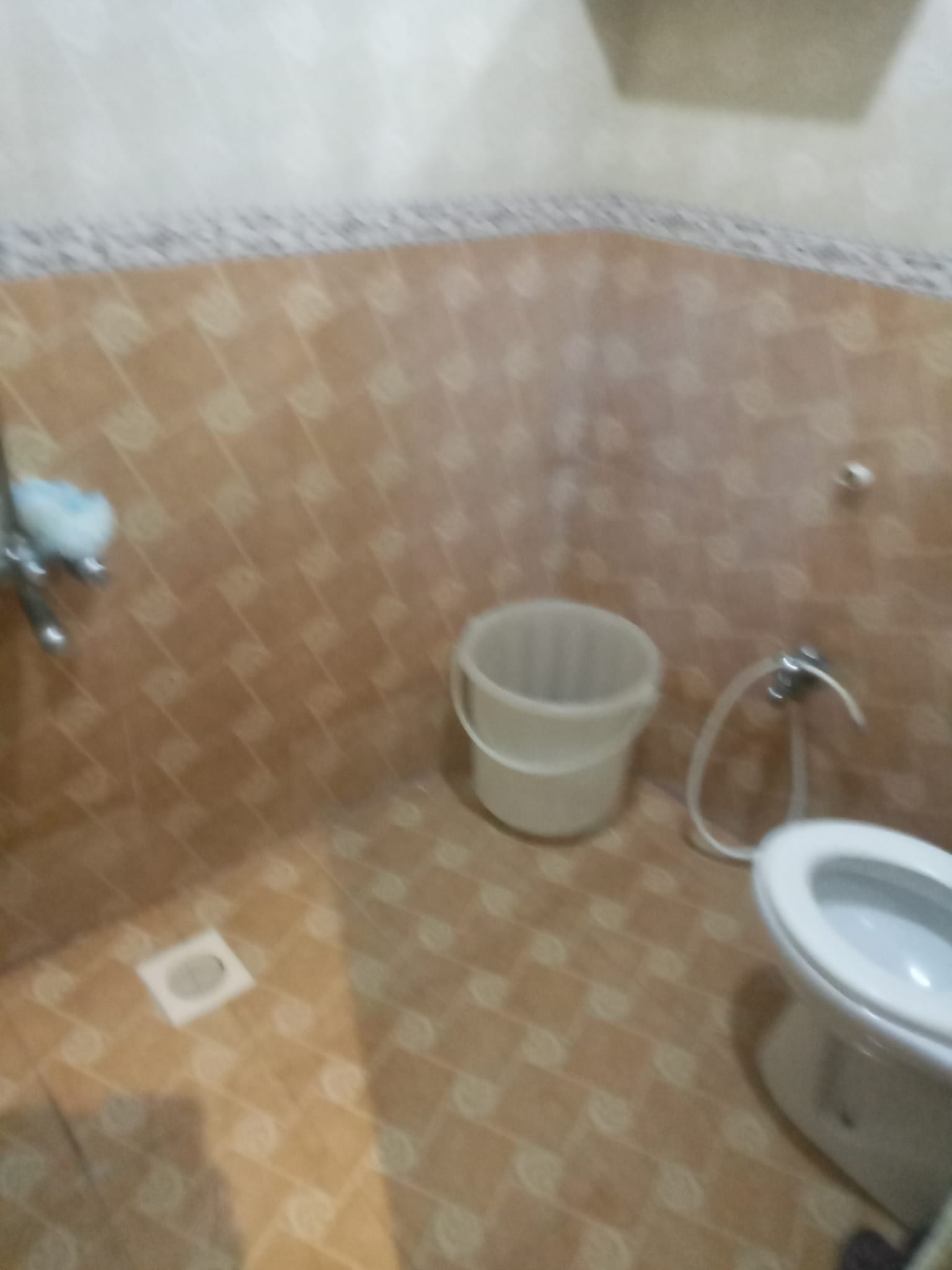 3 BED DD PORTION AVAILABLE FOR SALE in NEAR YOUSUF BURGER DHORAJI KARACHI