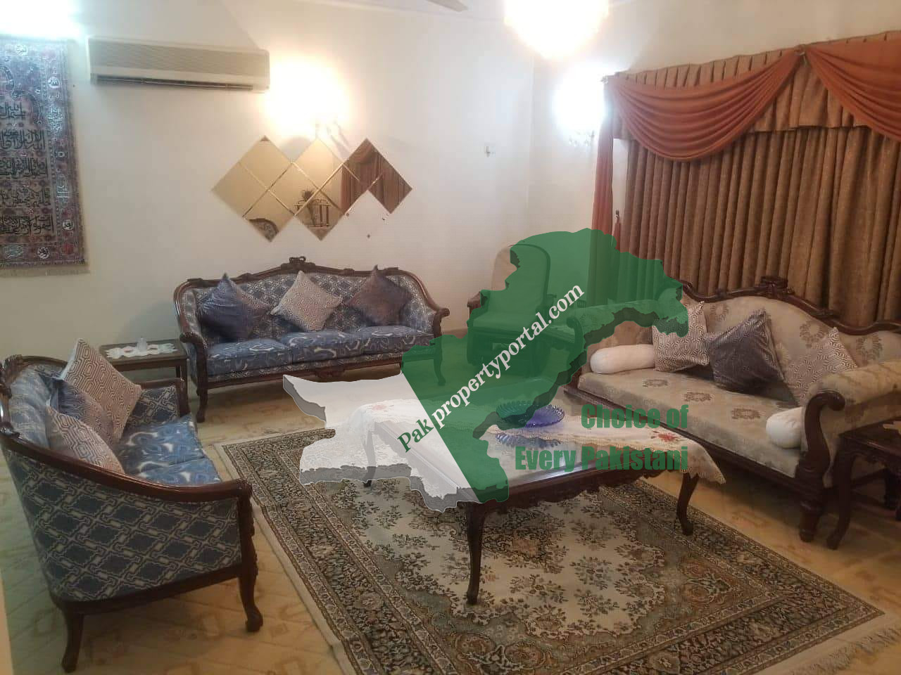 550 Sqaure Yards Banglow for Sale in Block 7, Gulshan-e-Iqbal Karachi