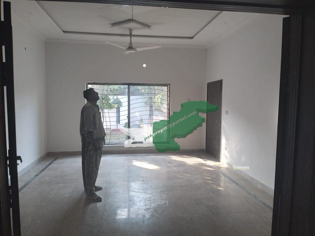 1 kanal Used House For Sale in  Military Accounts Housing Society