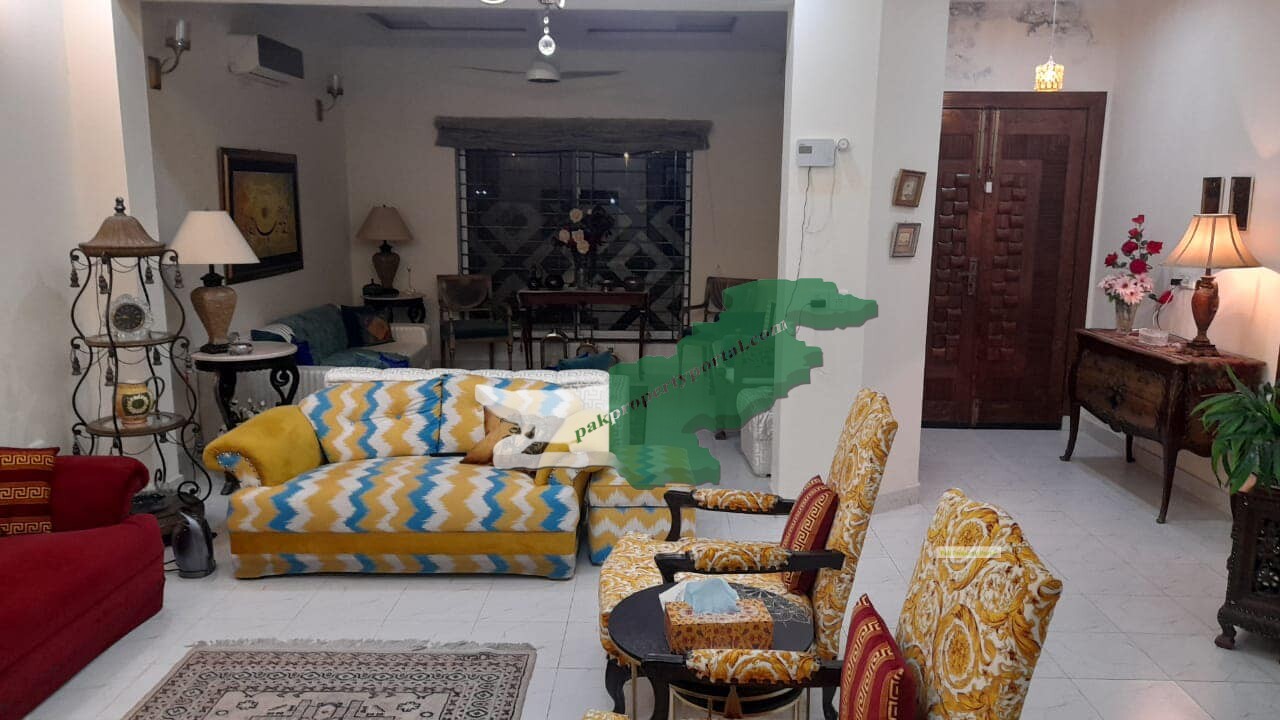 10 Marla  House Fo Sale  Bahria Town Lahore