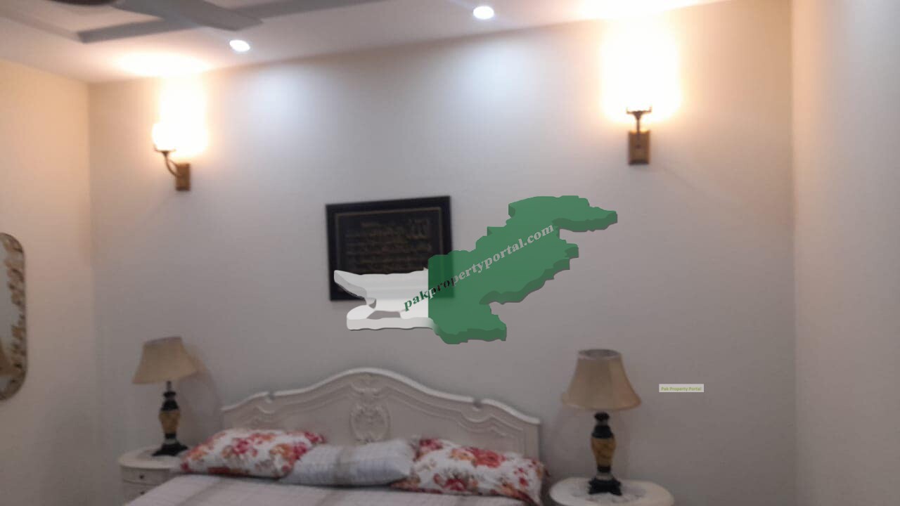 10 Marla  House Fo Sale  Bahria Town Lahore