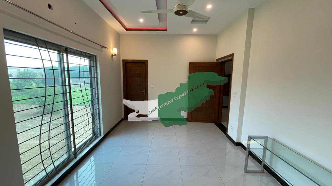 6 Marla Double story Beautiful House For Sale in Bahria Town Lahore Sector D
