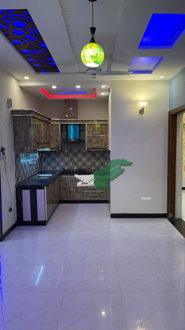 6 Marla Double story Beautiful House For Sale in Bahria Town Lahore Sector D