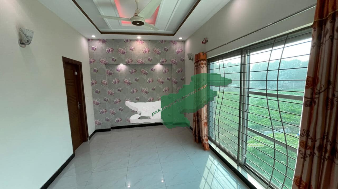 6 Marla Double story Beautiful House For Sale in Bahria Town Lahore Sector D
