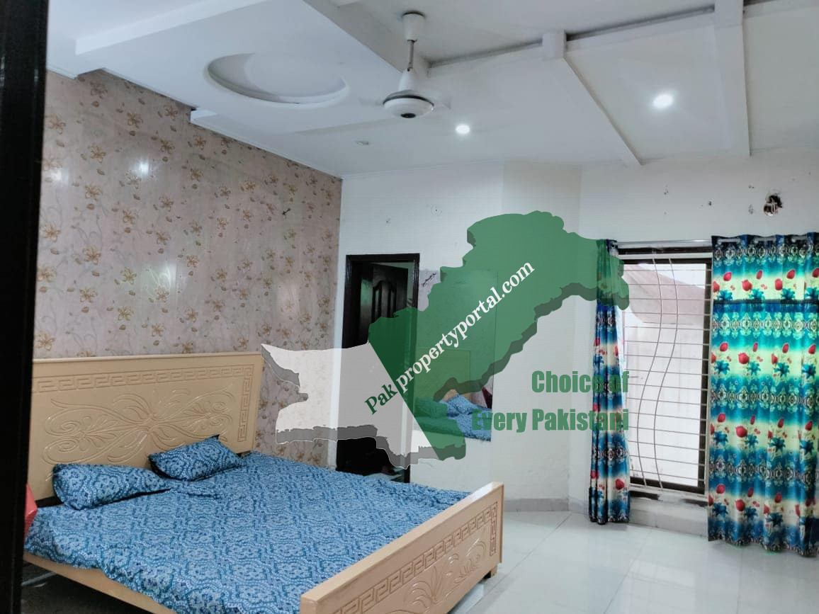 10 Marla Beautiful Lower Portuon For Rent in Janiper Block, Bahria town Lahore