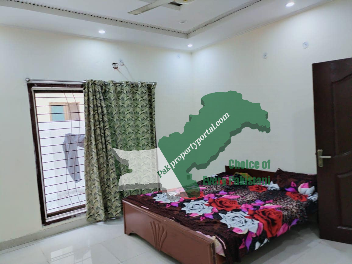10 Marla Beautiful Lower Portuon For Rent in Janiper Block, Bahria town Lahore