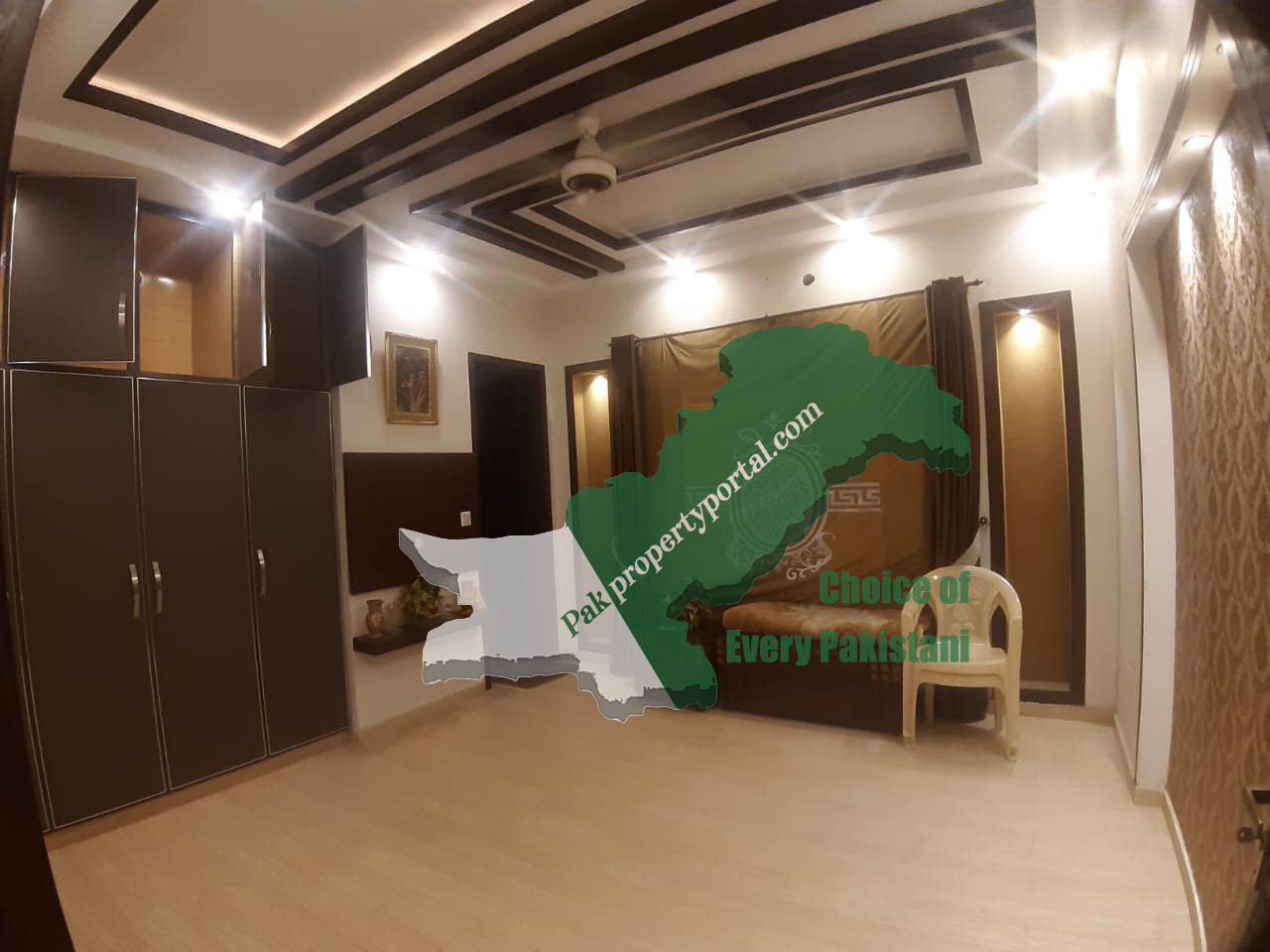 10Marla Lavish Upper Portion Available For Rent in bahria Town, Hussain Ext , Sector C Lahore