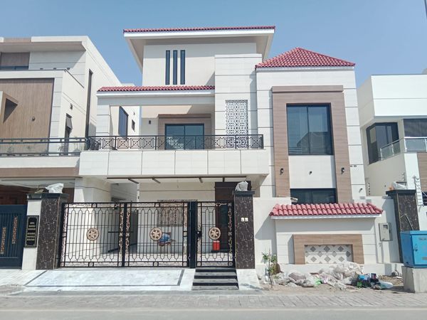 10 Marla Luxurious House For Sale In Dream Gardens Main Defence Road Lahore