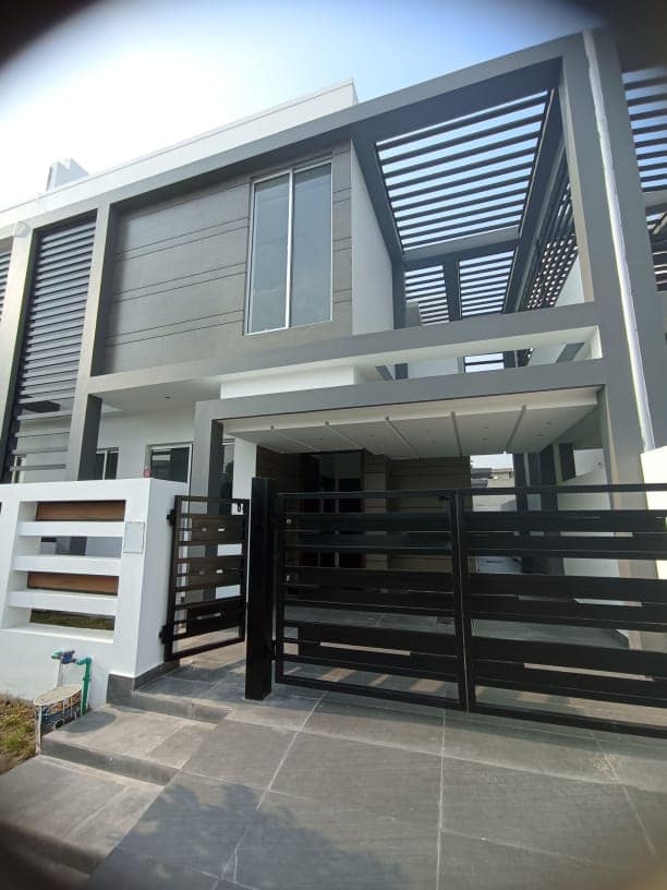 7 Marla Royal Finishing Model House For Sale In Dream Gardens Main Defence Road Lahore