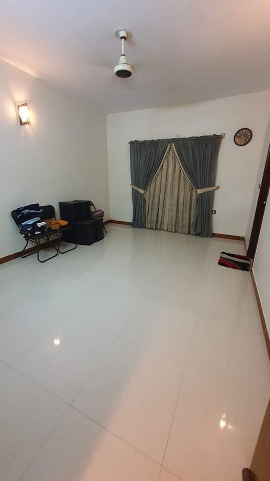 10 Marla Townhouse available on Rent in Pechs block 2 near Ghousia Masjid Karachi