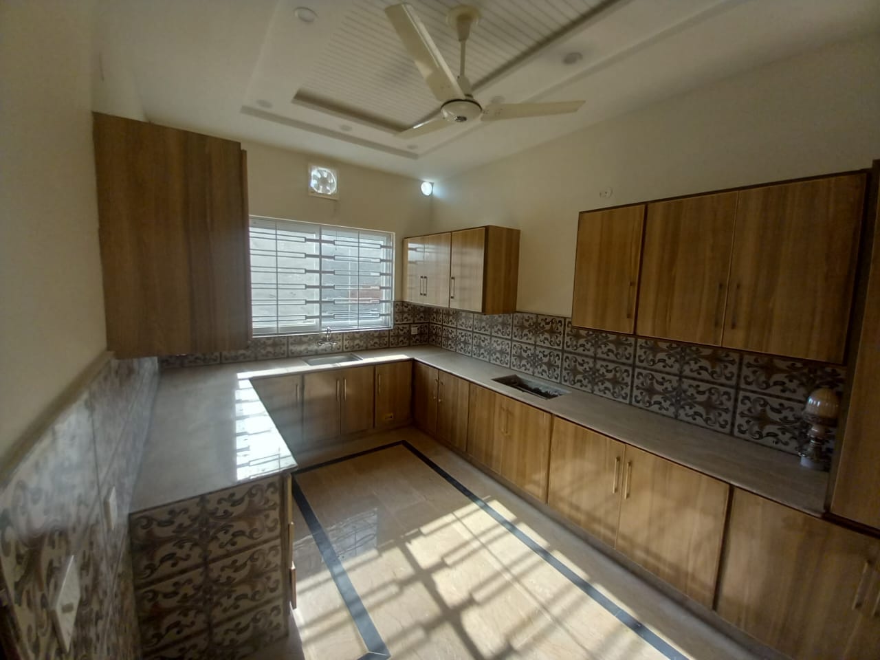 1 Kanal 1st entry upper portion available for rent in Canal Garden Lahore
