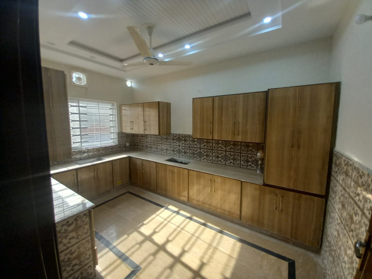 1 Kanal 1st entry upper portion available for rent in Canal Garden Lahore