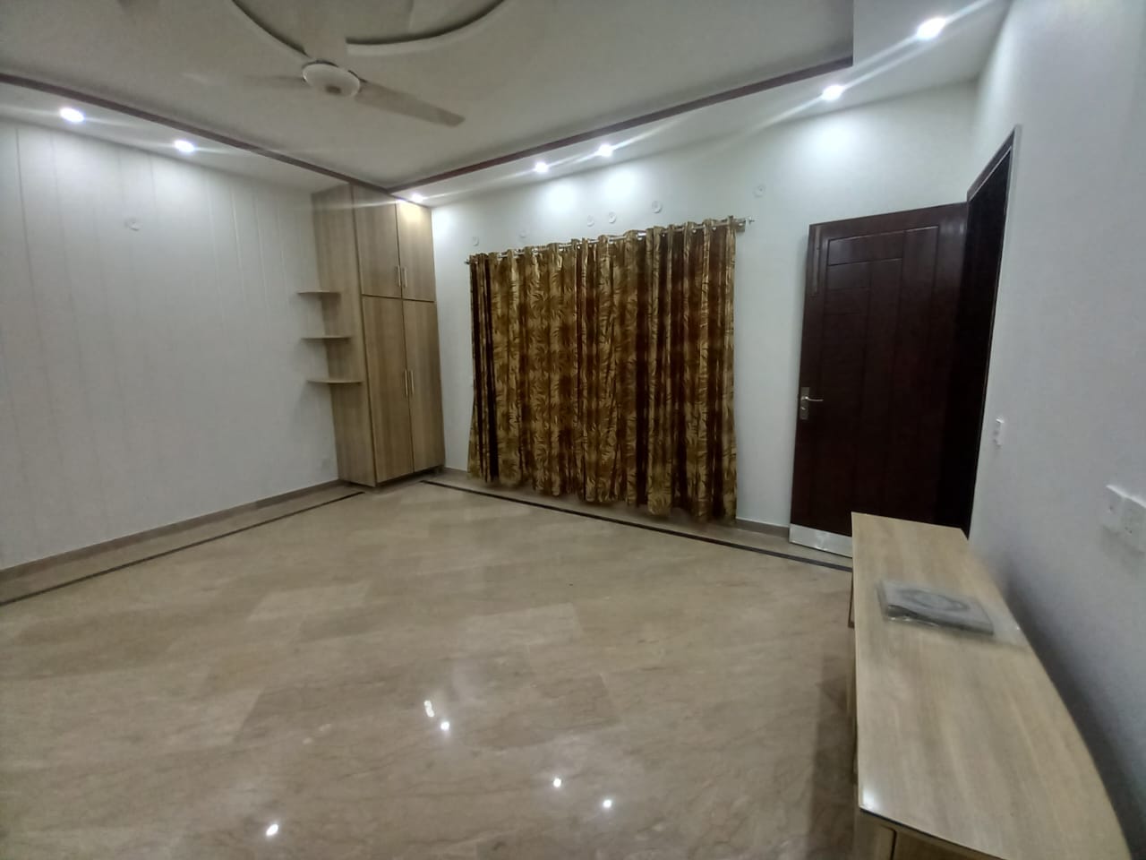 1 Kanal 1st entry upper portion available for rent in Canal Garden Lahore