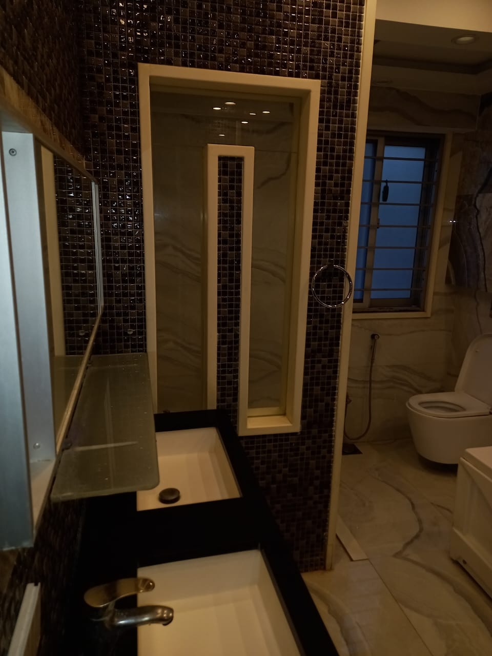 1 Kanal fully furnished house For Rent in  DHA Phase 4 Lahore