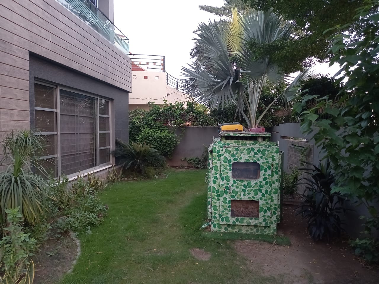 1 Kanal fully furnished house For Rent in  DHA Phase 4 Lahore