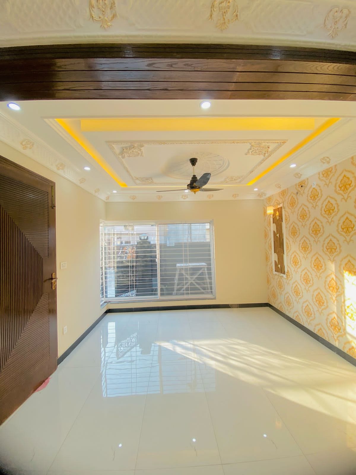 5 Marla Beautiful Modern Design Brand New House For Sale In Central Park Housing Scheme Ferozepur Road Lahore