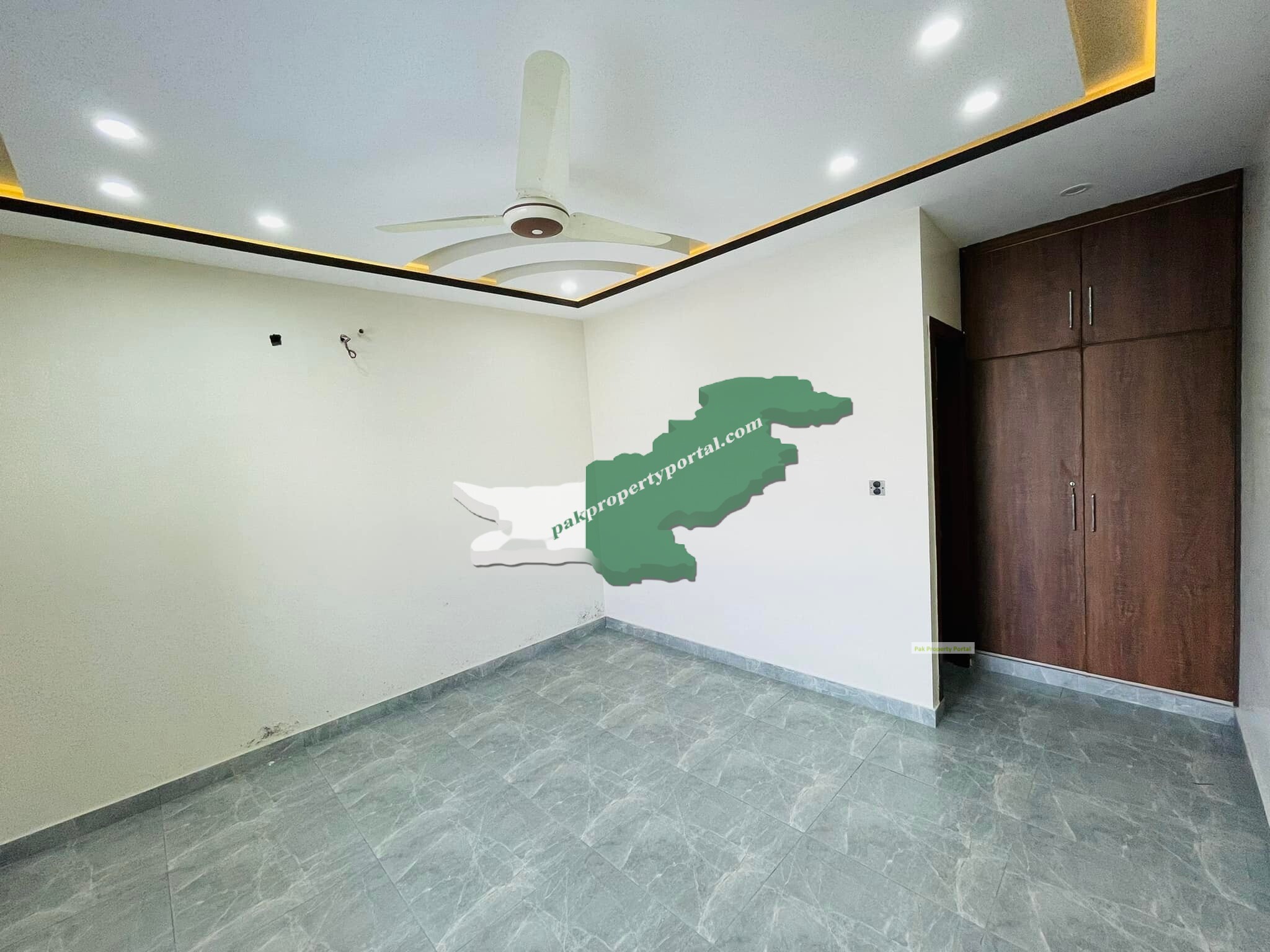 Brand New 10 Marla House located Phase 2, Citi Housing Society Gujranwala.