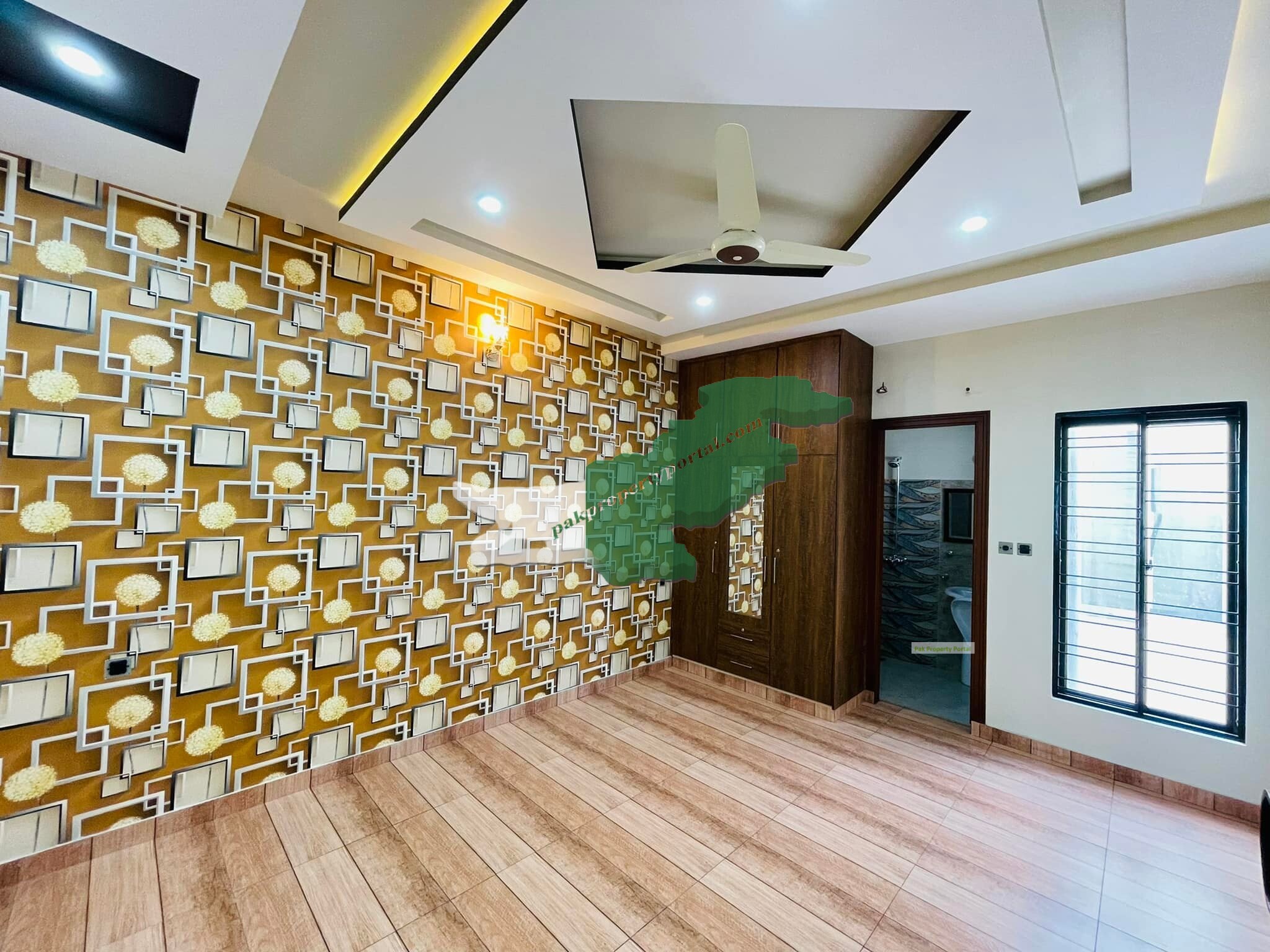 Brand New 10 Marla House located Phase 2, Citi Housing Society Gujranwala.