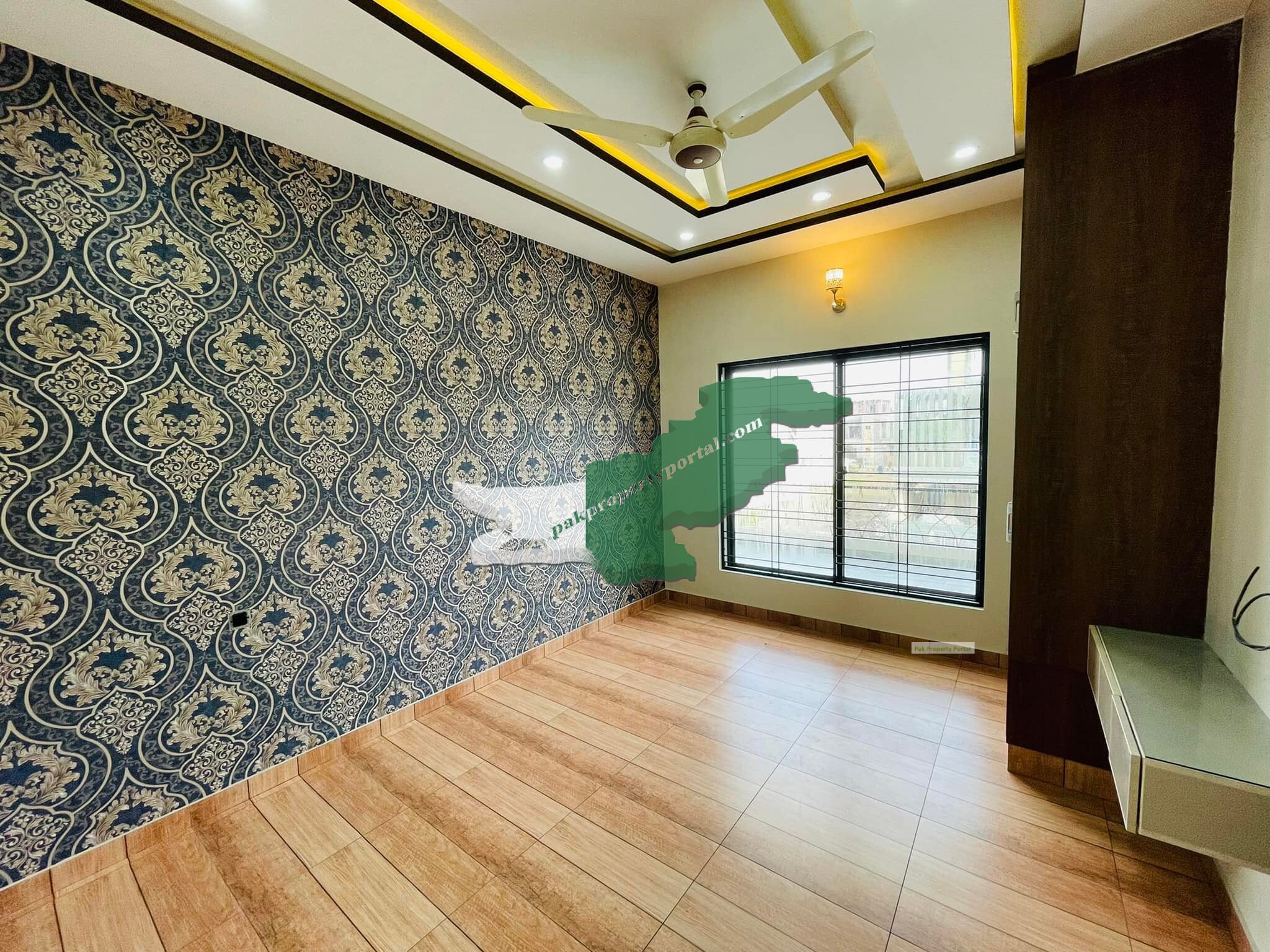 Brand New 10 Marla House located Phase 2, Citi Housing Society Gujranwala.