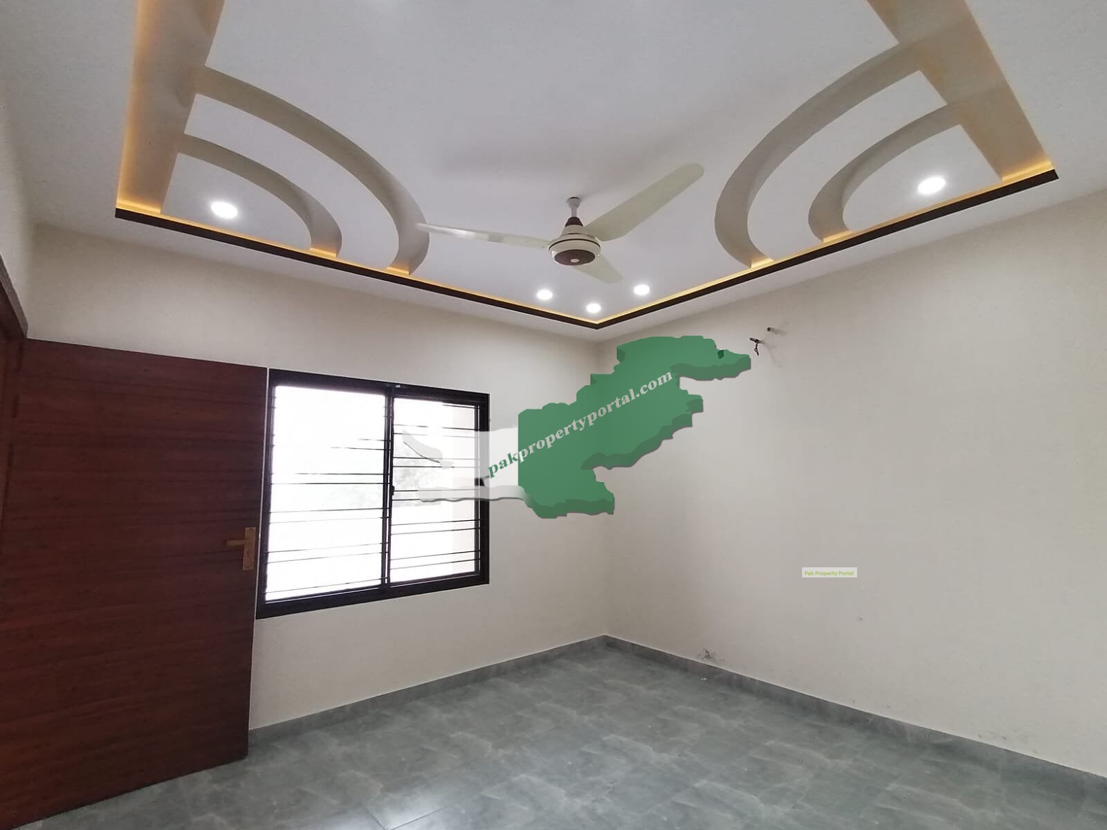 Brand New 10 Marla House located Phase 2, Citi Housing Society Gujranwala.