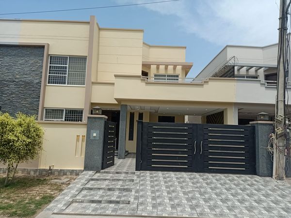 10 Marla Brand New House For Sale in Buch Villas Multan