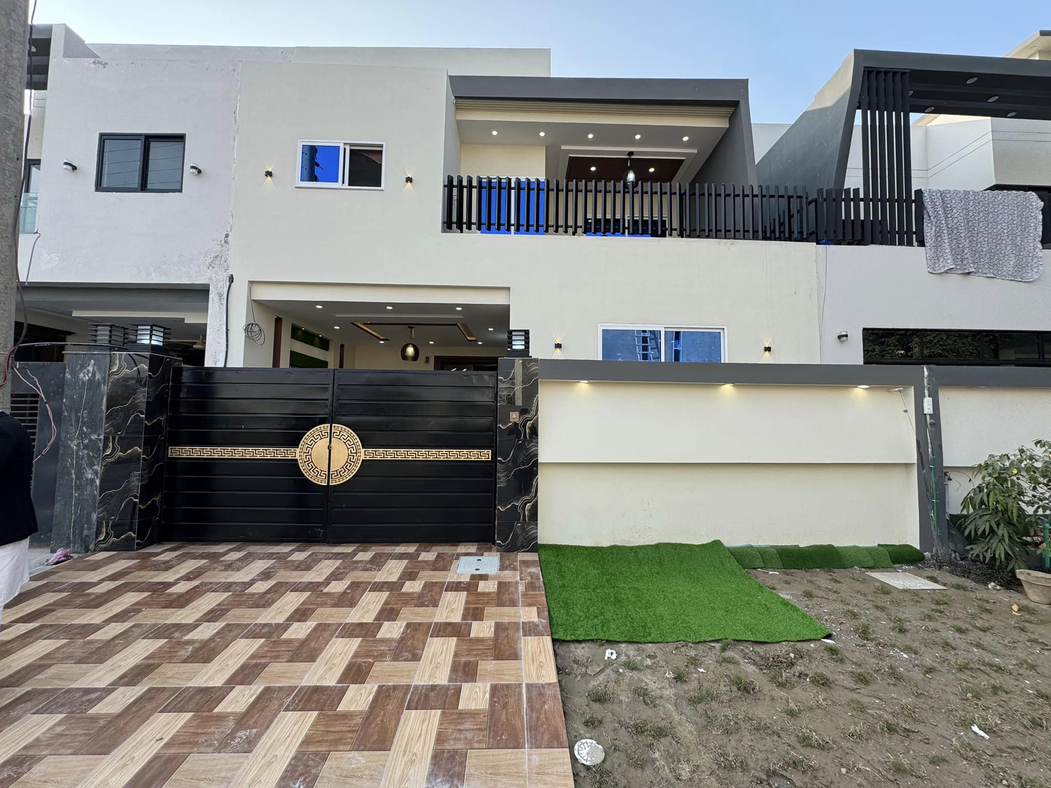 5 Marla Brand New Beautiful Double Story Park Face House For Sale in Buch Executive Villas Multan