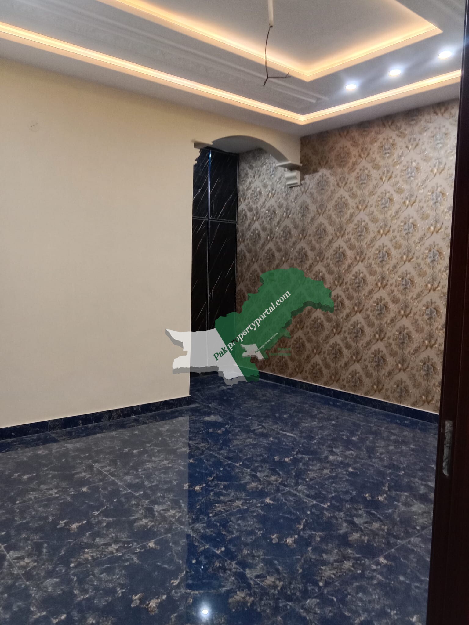 4.5 Marla Brand New House For Sale in Shalimar Colony Multan