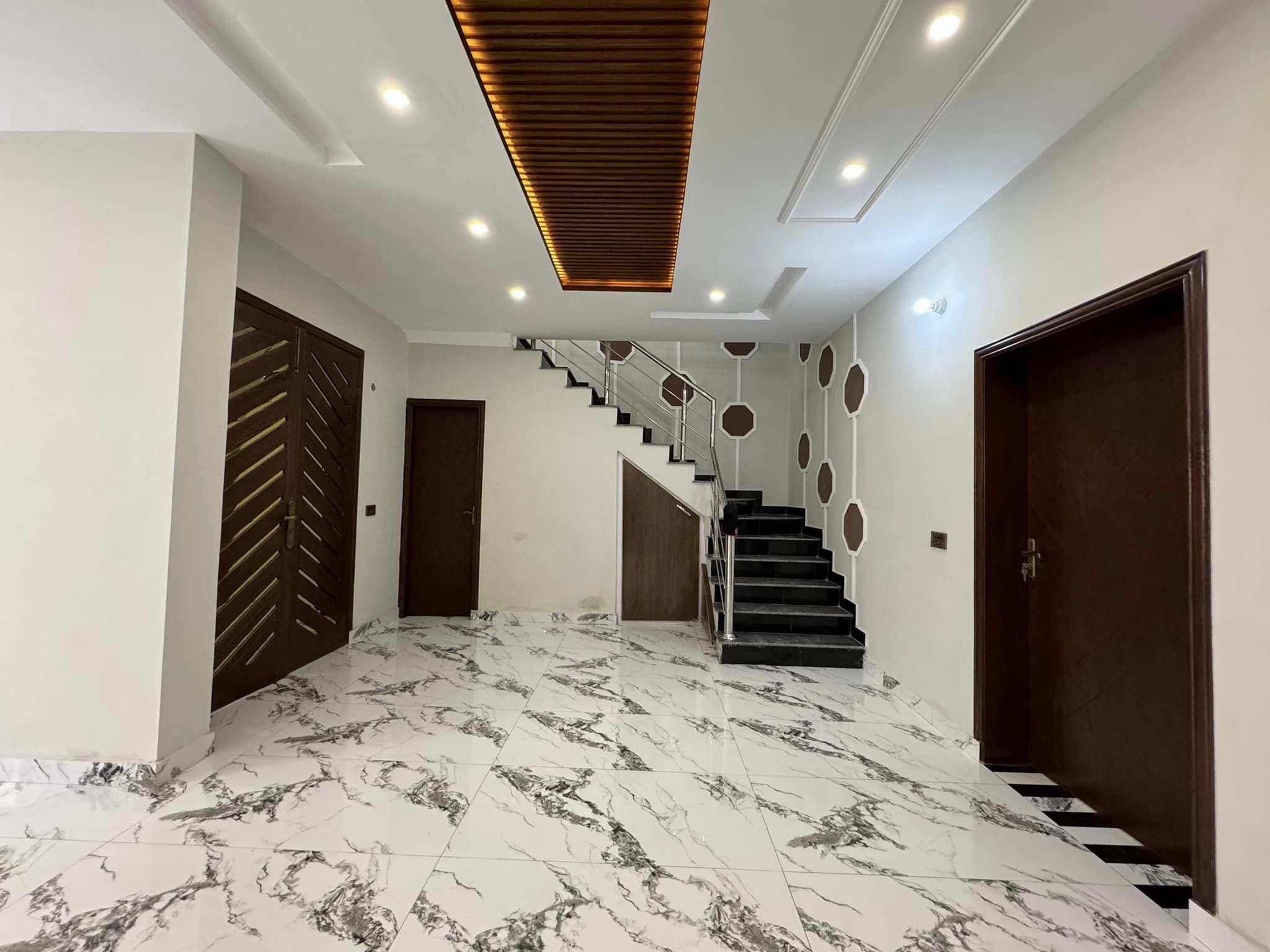 5 Marla Brand New Beautiful Double Story Park Face House For Sale in Buch Executive Villas Multan