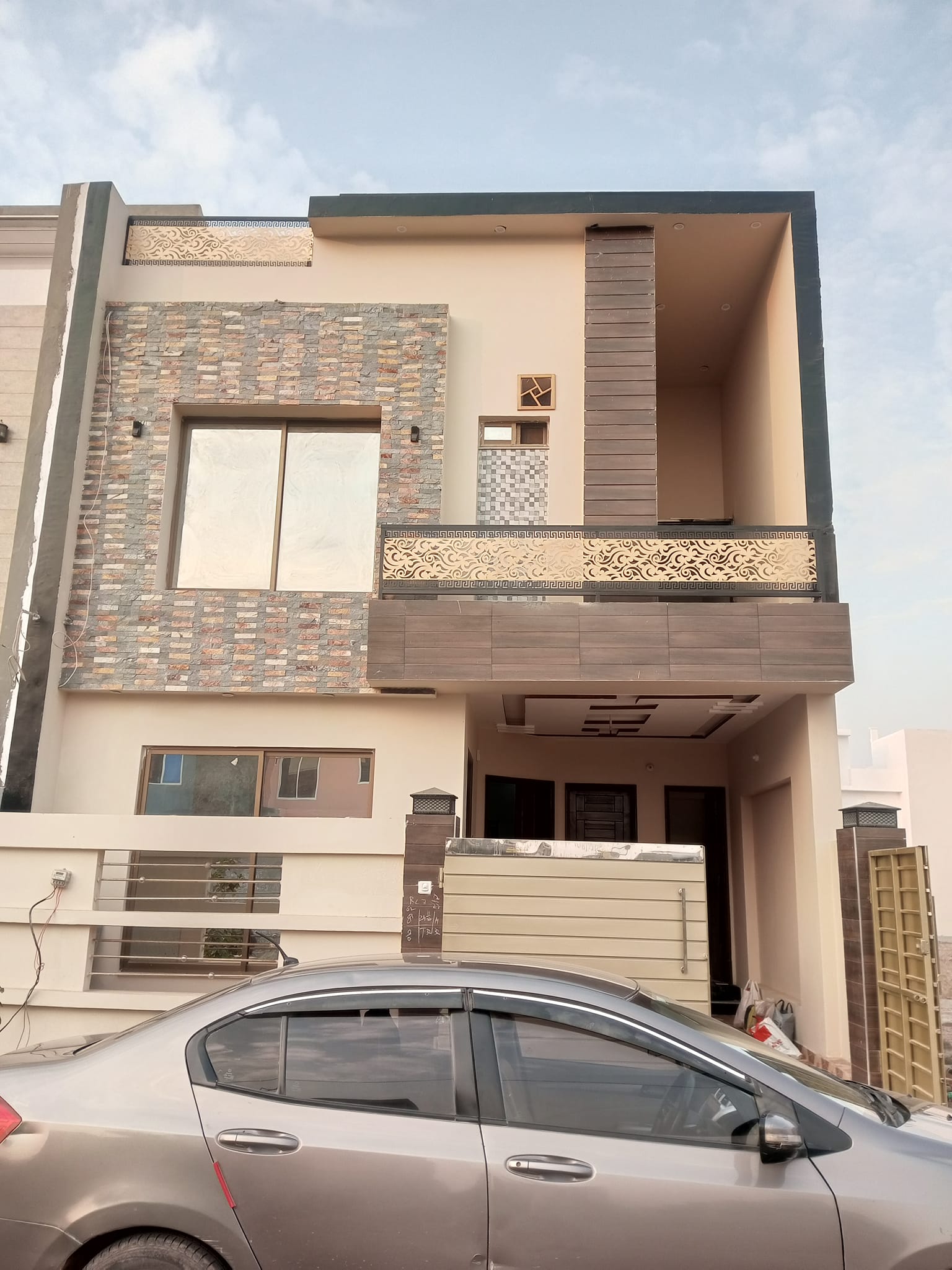 5 Marla Brand New House For Rent in Royal orchard Multan