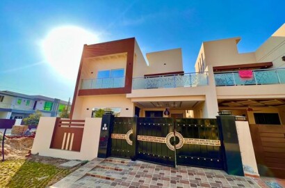 7.5 Marla luxurious house for sale in Buch villas Multan