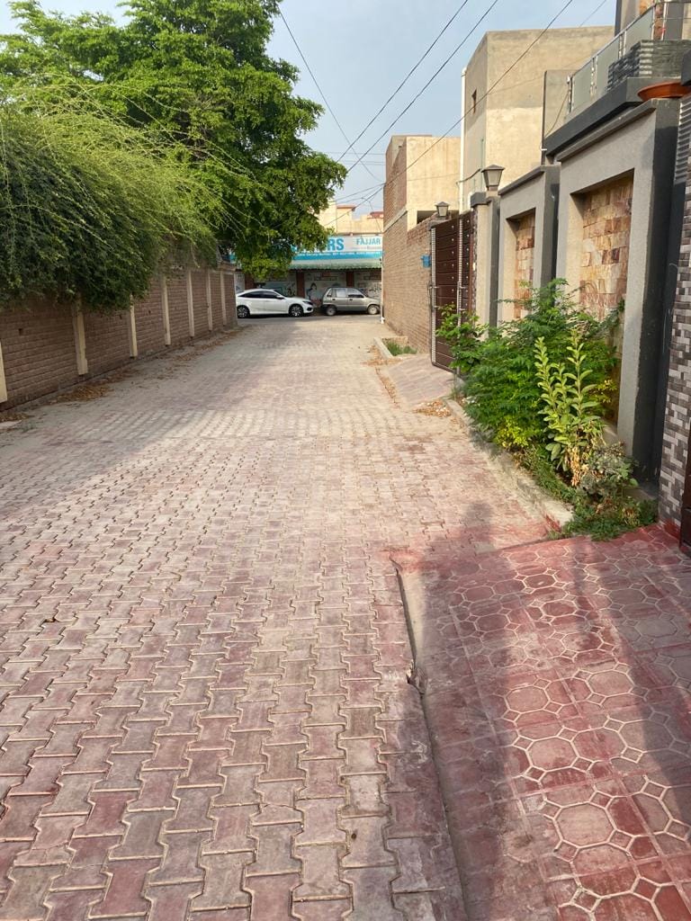 5 Marla upper portion available for rent in Shalimar street no 15 Lahore