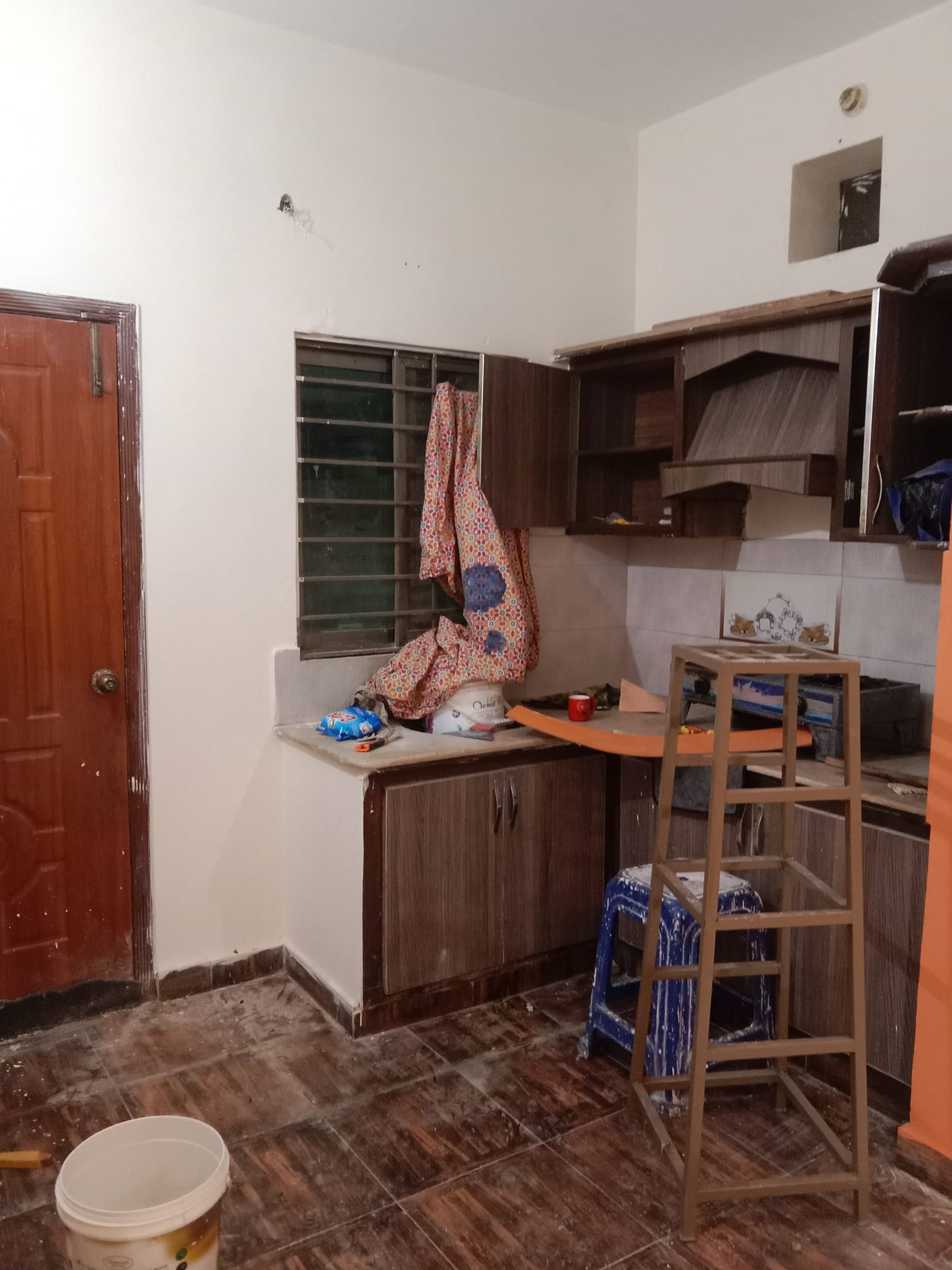 5 Marla upper portion available for rent in Shalimar street no 15 Lahore