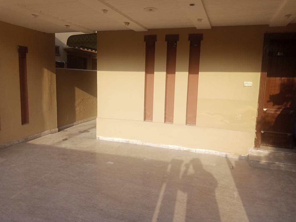 10 Marla Like A New Use House For Sale In Sector C Bahria Town Lahore