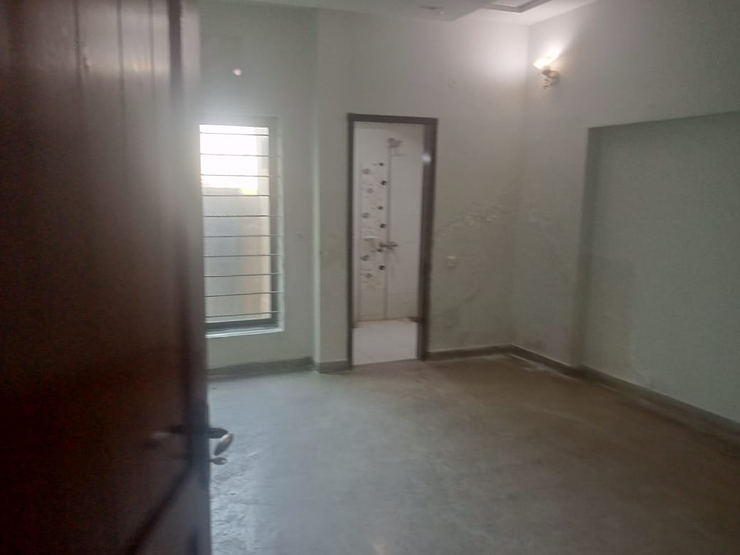 10 Marla Like A New Use House For Sale In Sector C Bahria Town Lahore