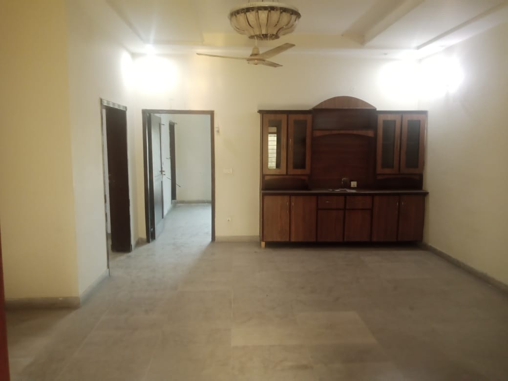 10 Marla Like A New Use House For Sale In Sector C Bahria Town Lahore
