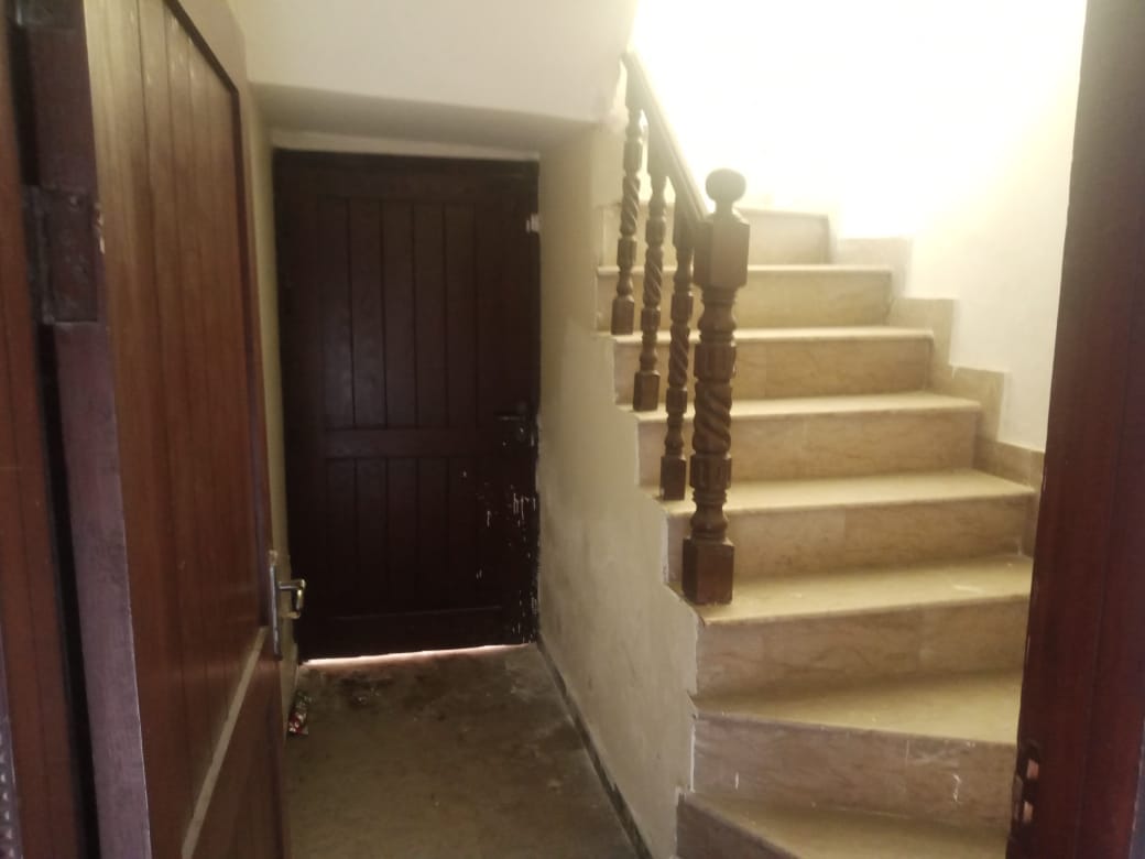 10 Marla Like A New Use House For Sale In Sector C Bahria Town Lahore