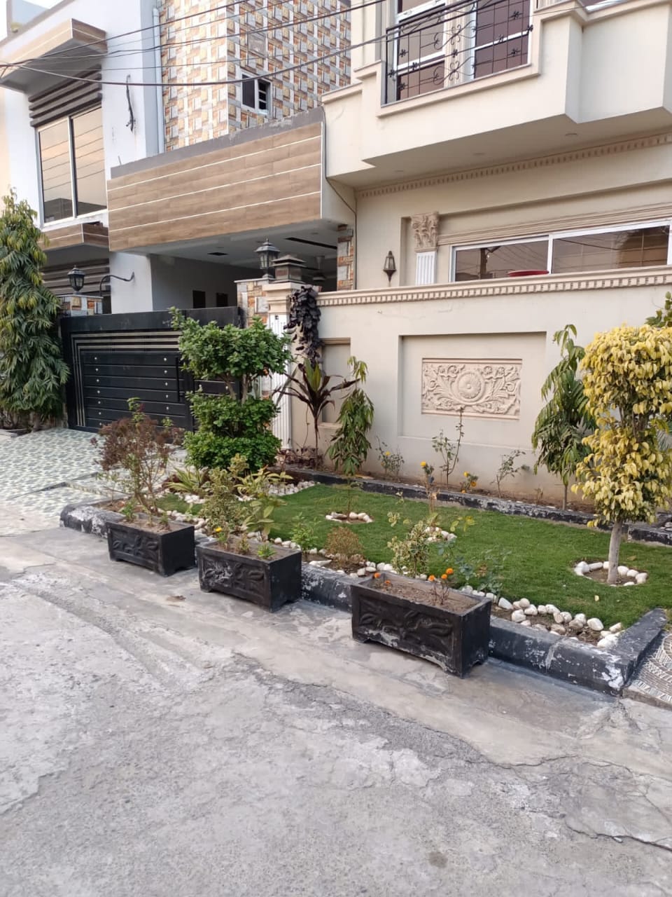 6 Marla Like Brand New House For Rent In  Valencia Town Lahore